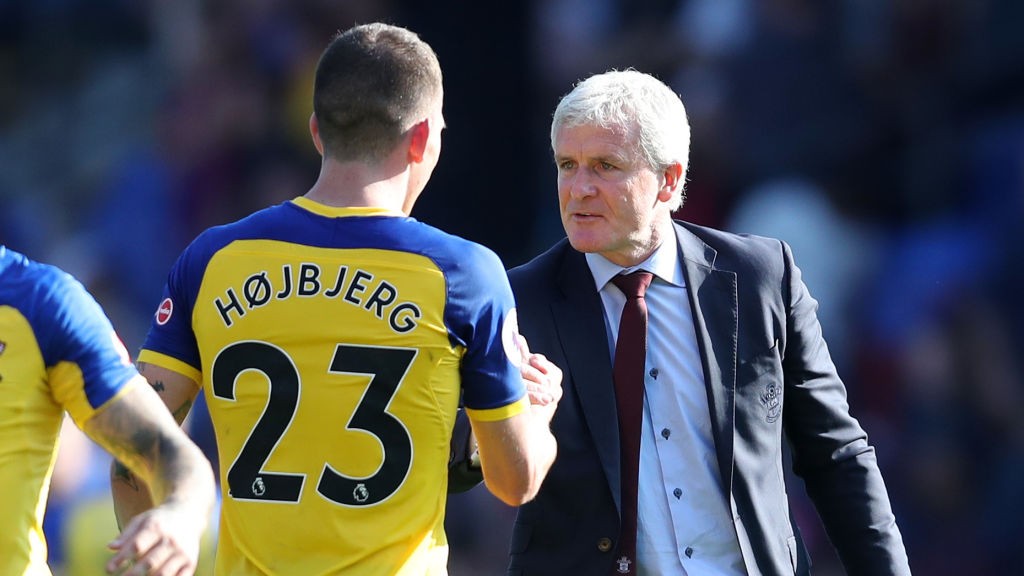 菲尼克斯太阳发布备战花絮；今夜手感冰凉；英超任务艰巨；阵容厚度经受考验的简单介绍