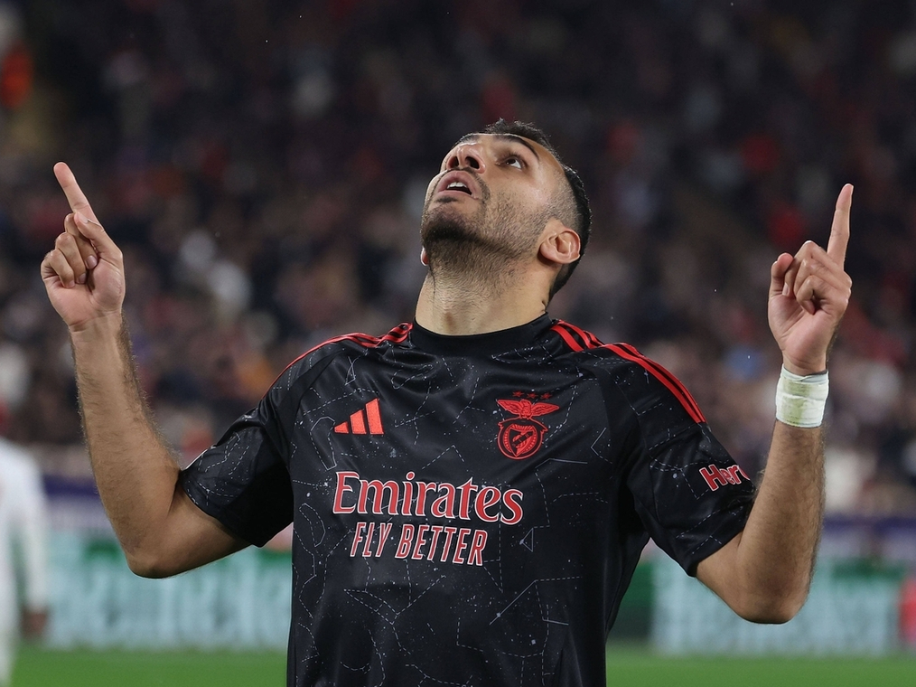 摩纳哥迎英超关键赛，转会期远射贴柱，赛场秩序良好，阵容厚度经受考验的简单介绍