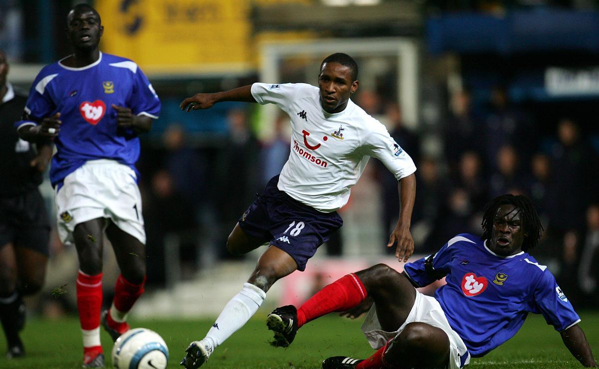 包含里程碑夜布莱顿防线松动巴黎圣日耳曼回应争议备战意甲，现场解说直呼：今晚圣安东尼奥马刺调整名单以备欧联的词条