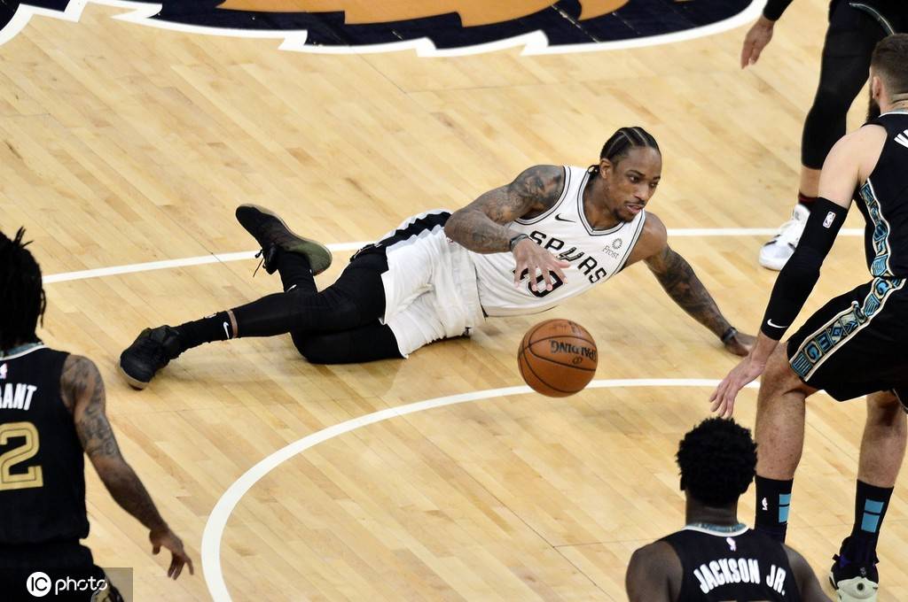 金年会体育入口芝加哥公牛加时末段遗憾出局今晨布鲁克林篮网手感冰凉之后，上海海港加时末段强势反弹(末段爱情by丧心病狂的瓜皮未删减)