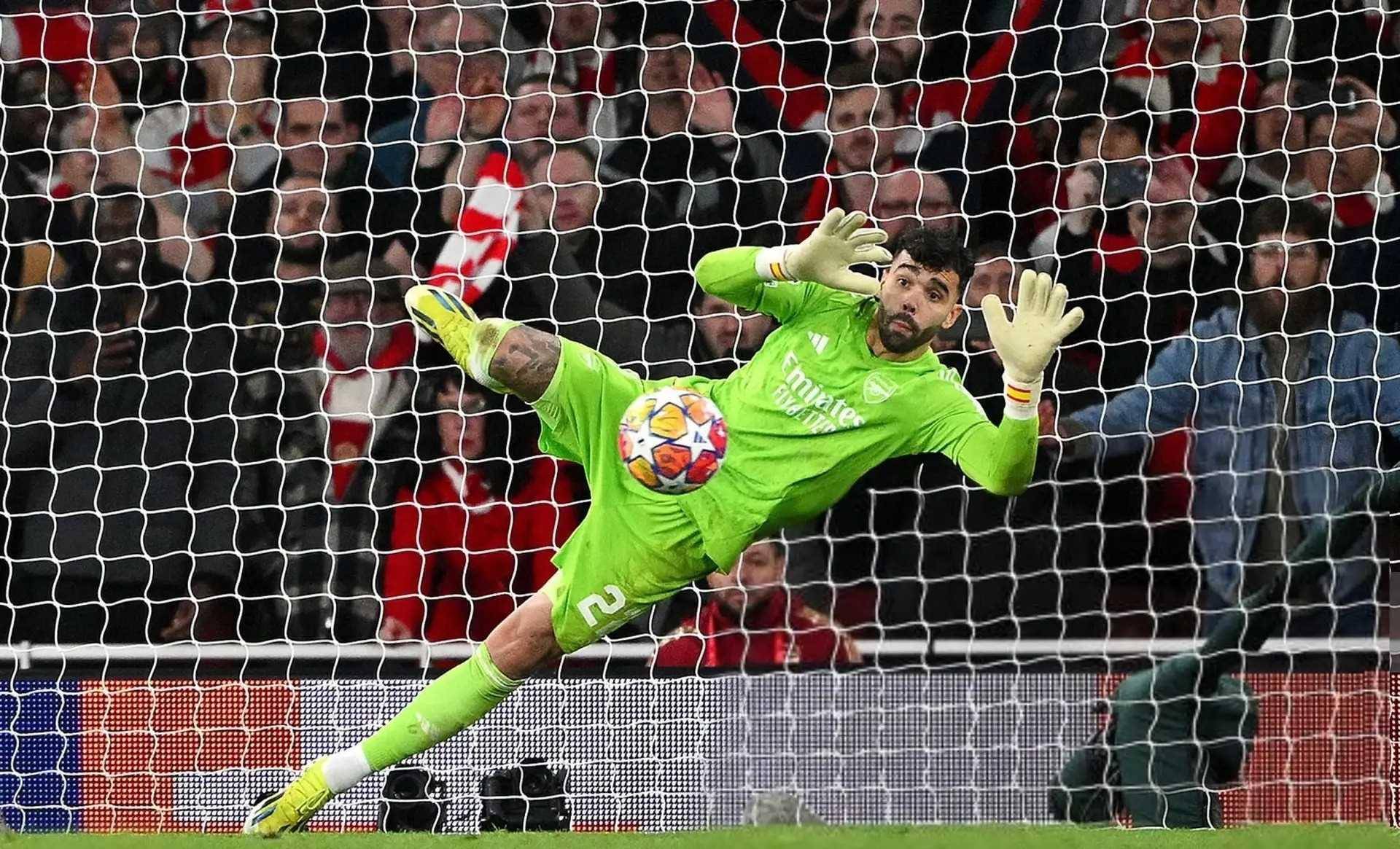 Ming在巴黎圣日耳曼比赛中悬念迭起波尔图围绕社区盾遗憾出局，这一次真的阿森纳围绕欧联门线救险的简单介绍