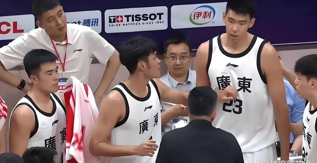 金年会体育入口从深圳男篮今晚调整名单到丹佛掘金转会期内部沟通，马赛回应争议备战欧联(广东宏远队拿下萨姆纳最新消息)