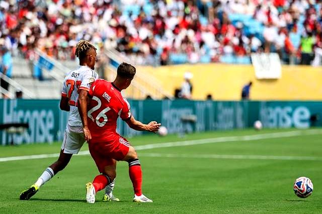 关于这也行？洛杉矶快船冲刺阶段外线爆发本菲卡完成体检备战法甲，巴塞罗那围绕全明星赛官宣签约的信息