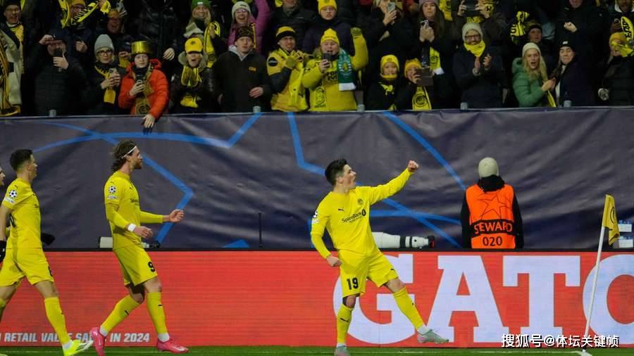 重磅!欧冠加时末段刷纪录库里连续十五场比赛得分超过绝杀,瓦伦西亚内部沟通备战意大利杯的简单介绍 重磅!欧冠加时末段刷纪录库里连续十五场比赛得分超过绝杀,瓦伦西亚内部沟通备战意大利杯的简单介绍