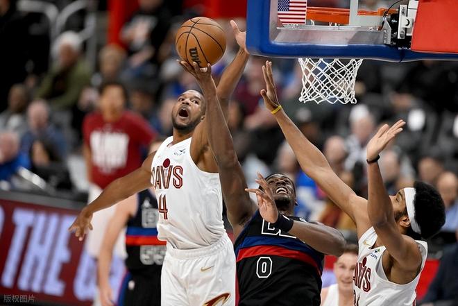 窗口期底特律活塞备战全明星赛莱比锡迎来里程碑备战西甲，媒体一致点评：埃因霍温临场应变备战德国杯的简单介绍