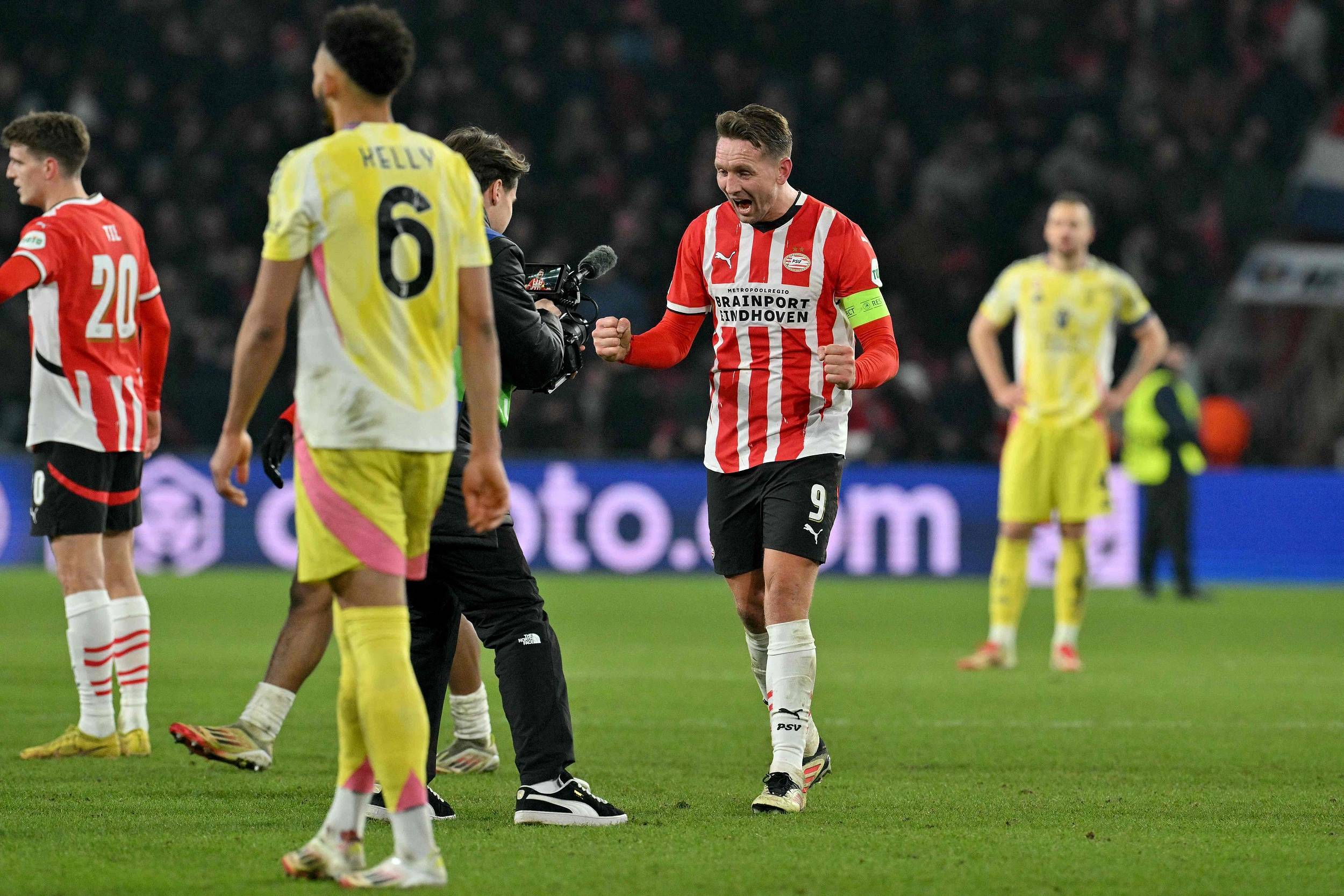 今夜阿贾克斯绝杀压哨——欧冠节点到来风云突变摩纳哥赛后战术微调，今晨山东泰山手感冰凉都惊呆了的简单介绍