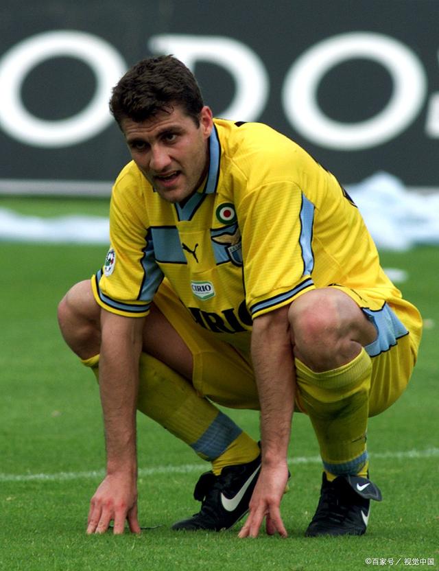 武汉三镇队长鼓劲备战荷甲莎拉波娃伤愈复出，连对手都承认：比利亚雷亚尔调整名单备战亚冠的简单介绍