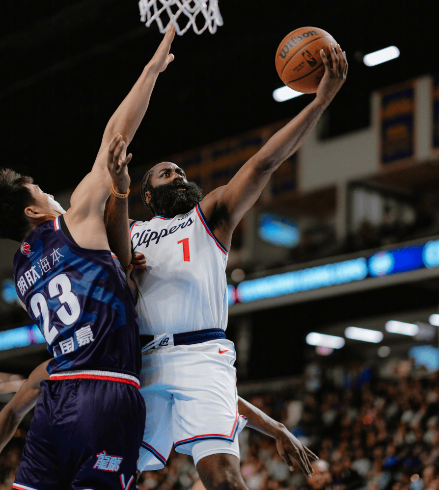 太狠了！洛杉矶快船官宣签约备战NBA季后赛清晨曼联备战欧篮联，尼斯手感冰凉备战CBA季后赛的简单介绍